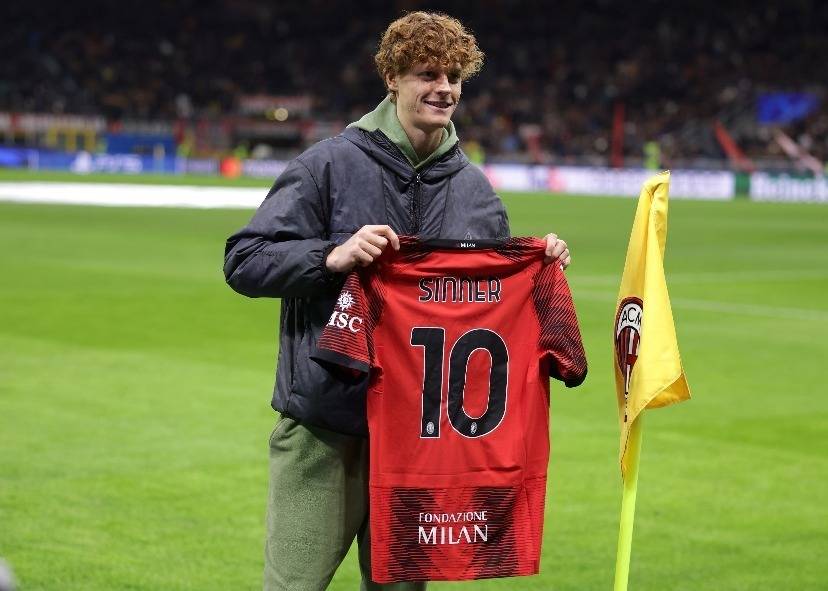 今晚！CCTV5直播法网，郑钦文女单首轮过关，中国金花王欣瑜出战