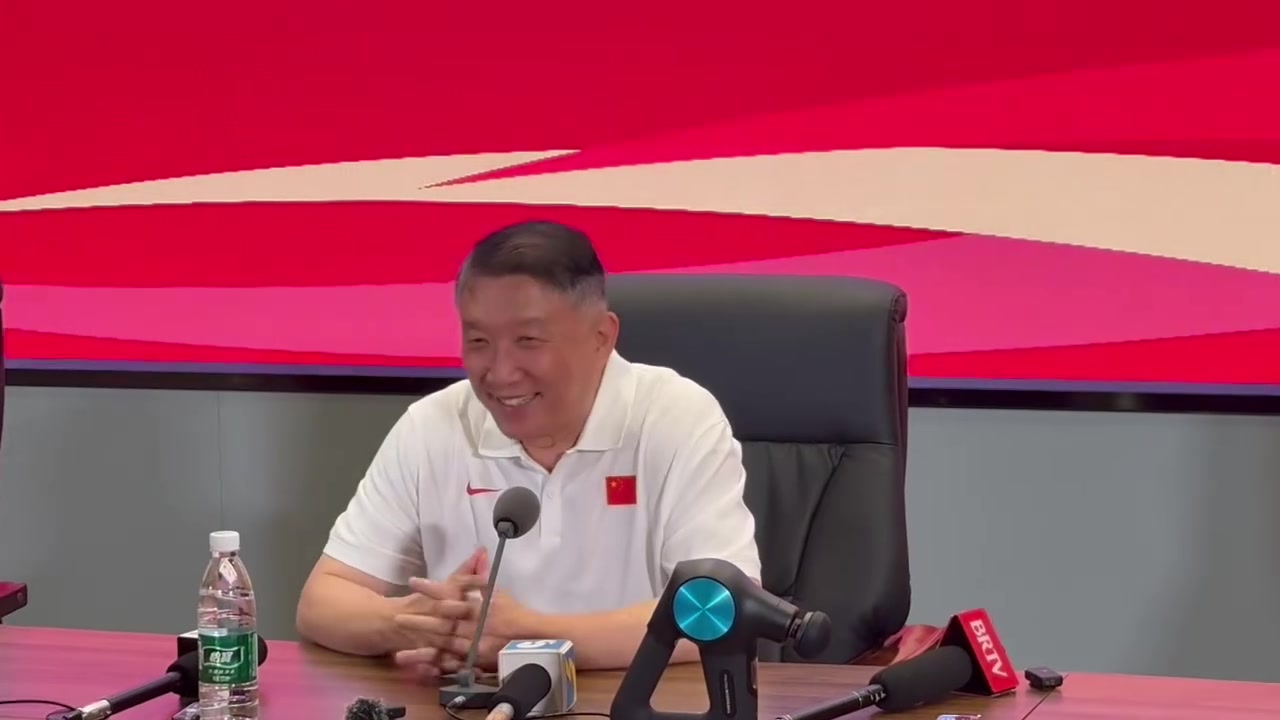 宫鲁鸣：新一届女篮刚开始磨合可能不太好 篮板转化效率需提升